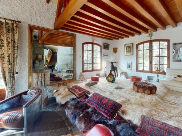 Le-Manoir-de-Plantaurel-Living-Room