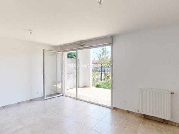 T2-LUMINEUX-TERRASSE-JARDIN-D44-5250