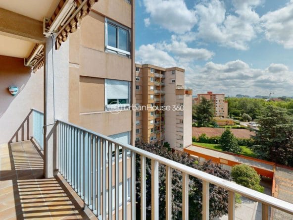 T5-OUSTALOUS-Balcony