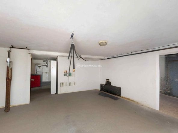 COEUR-DE-GRATENTOUR-garage-soussol