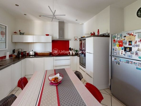 MAISON-SOLARIA-cuisinecentre