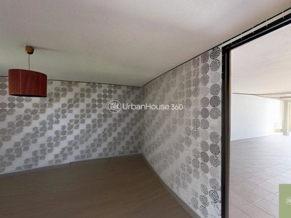 MAISON-SOLARIA-rdj-garage-vide