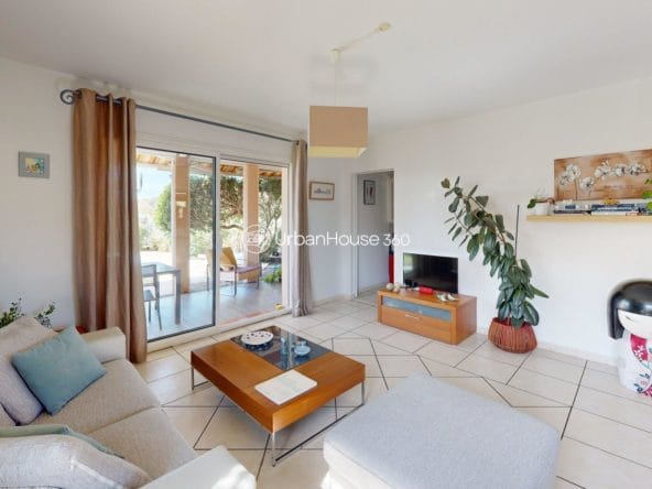 MAISON-SOLARIA-salon1