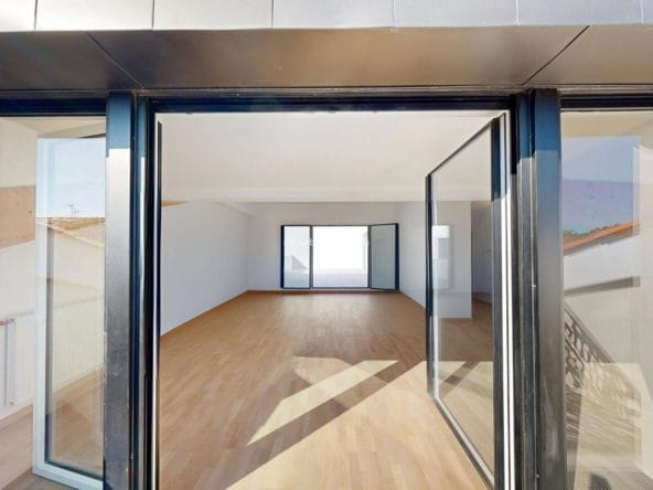 T4-Arzac-Rooftop-1120_defurnished