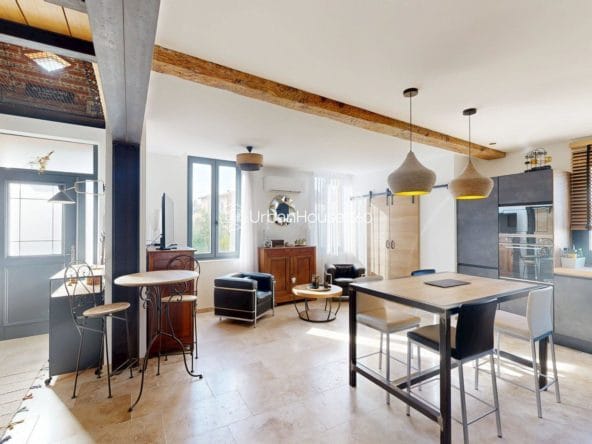 Longere-Toulousaine-salon2escalier