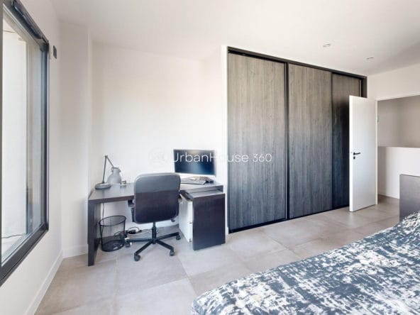 VILLA-STYLE-CALIFORNIEN-LARDENNE-Chambre22m2-6