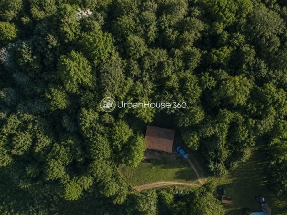 Drone-chalet-bas-printemps