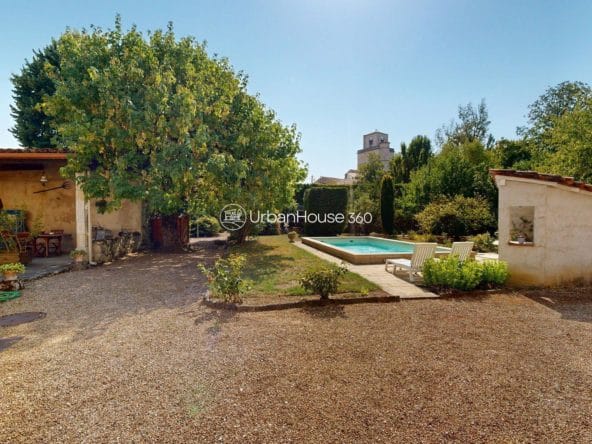 Domaine-eglisefacejardin