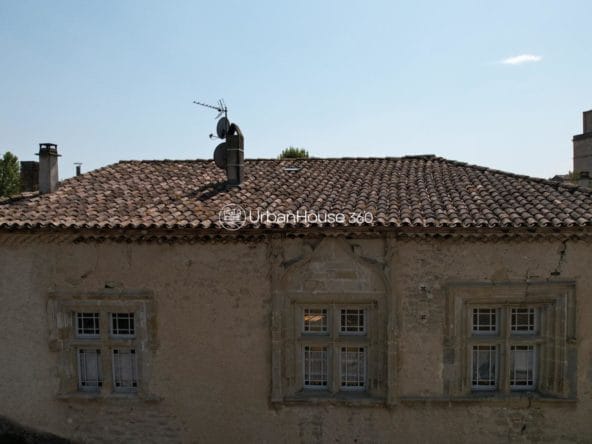 Drone-Fenetresameneaux-eglise