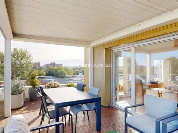MAISON-SUR-LES-TOITS-ROOFTOP-pergolavuecompans
