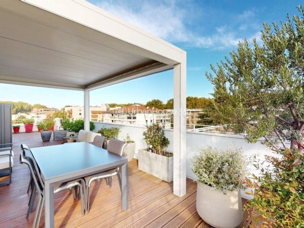 MAISON-SUR-LES-TOITS-ROOFTOP-terrassecote2